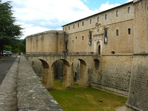 castello laquila