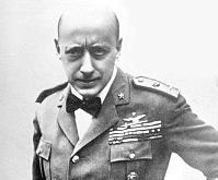Gabriele DAnnunzio uniforme Aeronautica