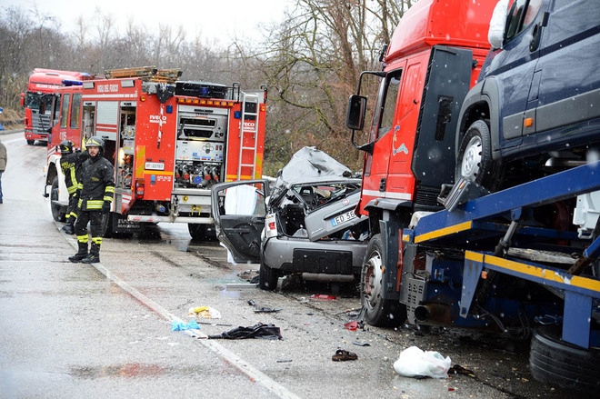 incidente fondovalle