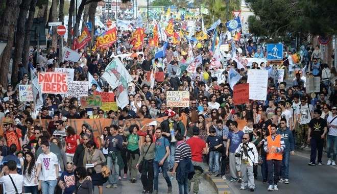 manifestazione ombrina