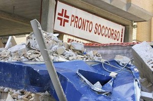ospedale crollato