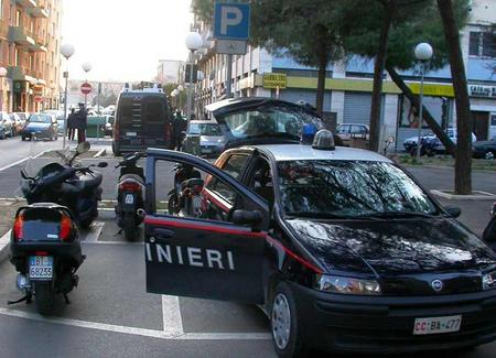 CARABINIERI POSTO BLOCCO