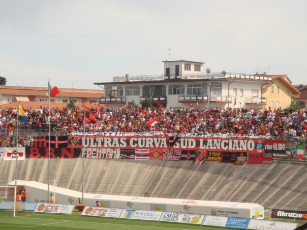 Virtus Lanciano Curva Sud serie B