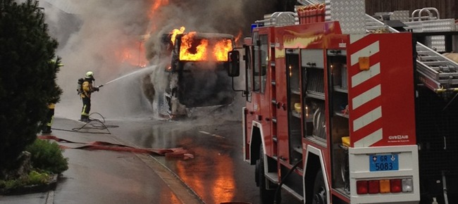 pullman a fuoco vigili