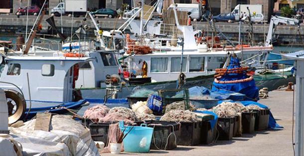 PESCHERECCI CON RETI copia