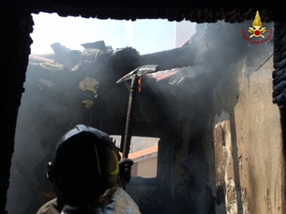 vigili del fuoco incendio