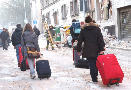 studenti via da laquila