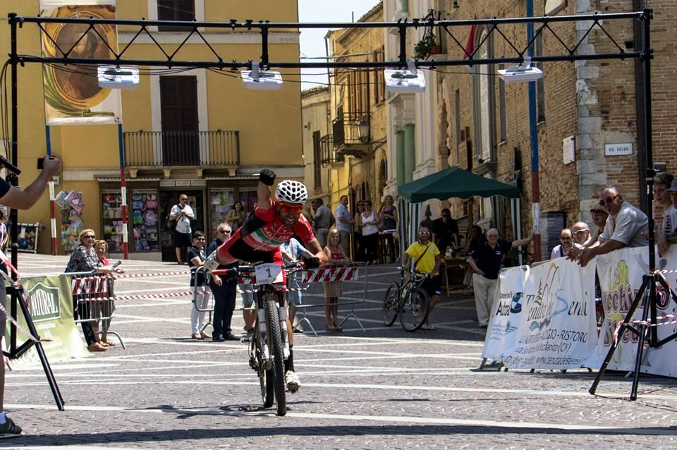 Marathon San Camillo De Lellis 2014   larrivo vittorioso di Mirco Catone