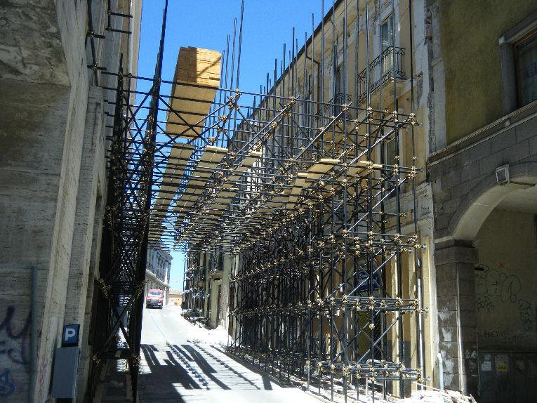 Ricostruzione a LAquila