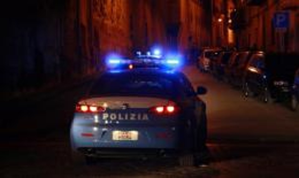 Polizia auto notte