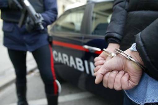 Carabinieri-arresto