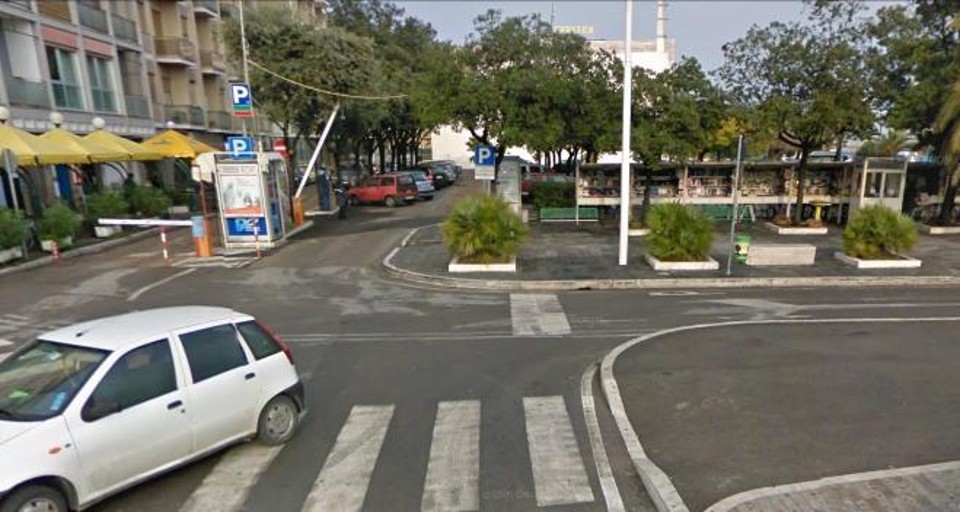 parcheggio piazza 1 maggio pe