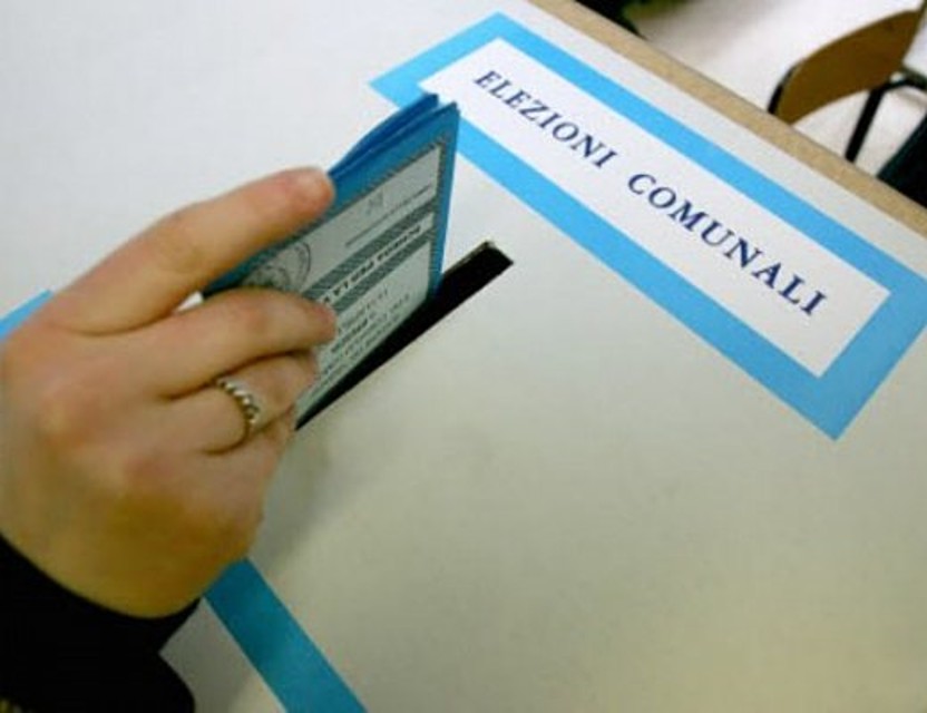 Elezioni amministrative 2012 01 10