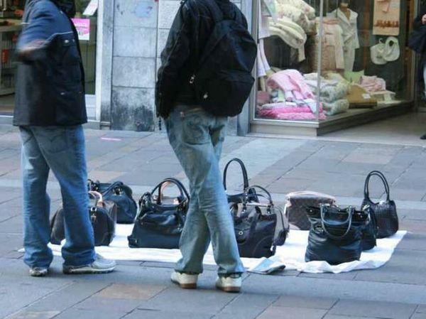 commercianti-abusivi