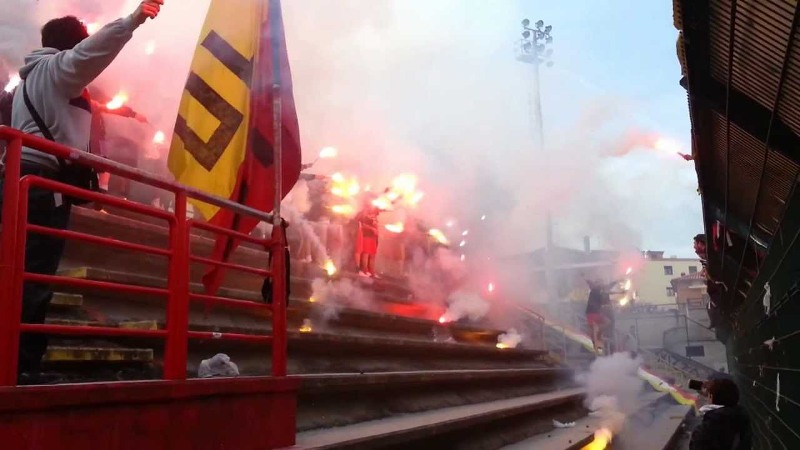giulianova-ultras-assaltano-calciatori-in-albergo