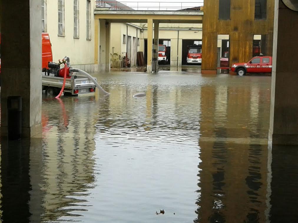 maltempo-pescara-allagata-caserma-vigili-del-fuoco