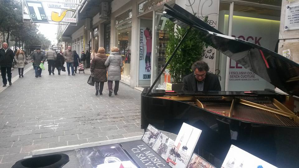 pianista-fuori-posto