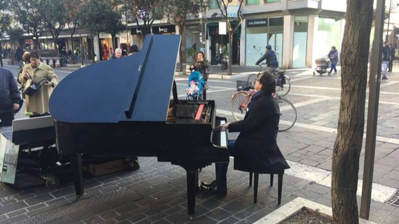 pianista-fuori-posto