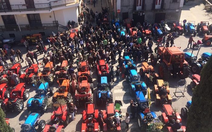 benedizione-trattori-tollo1