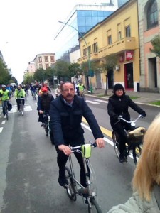 del vecchio in bici