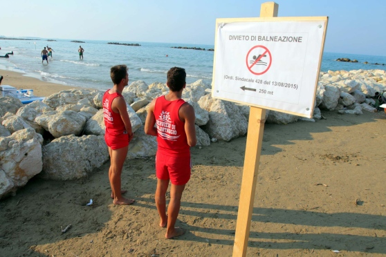 divieto balneazione