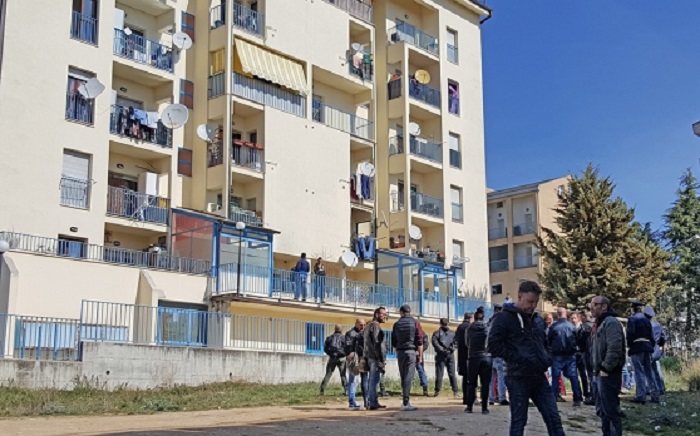 forza-nuova-casa-occupata1