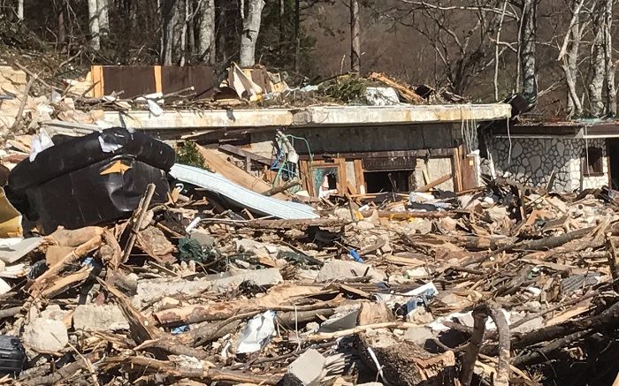 rigopiano-hotel-macerie