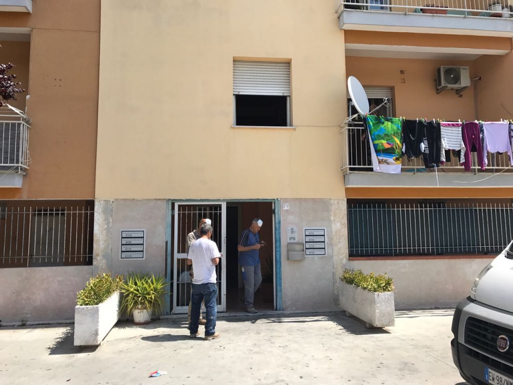 palazzo evacuato incendio pe