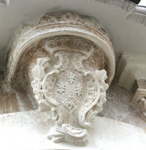 Palazzo Tilli 25 lo stemma