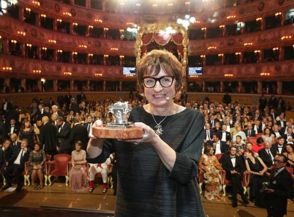 donatella-di-pietrantonio11