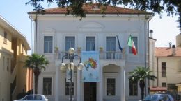 alba-adriatica-comune1