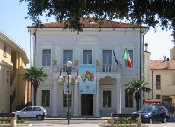 alba-adriatica-comune1