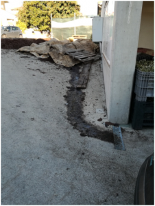 pozzetto nero traccia