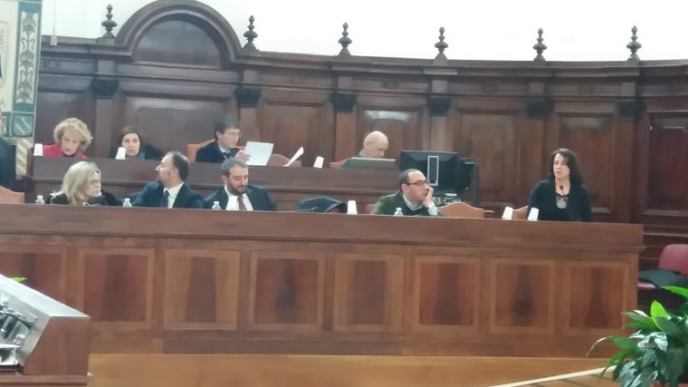 consiglio comunale straordinario l'aquila su cementificio di cagnano amiterno