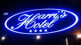 harri's hotel