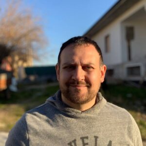 Alessio Carulli, 42enne di Arielli.