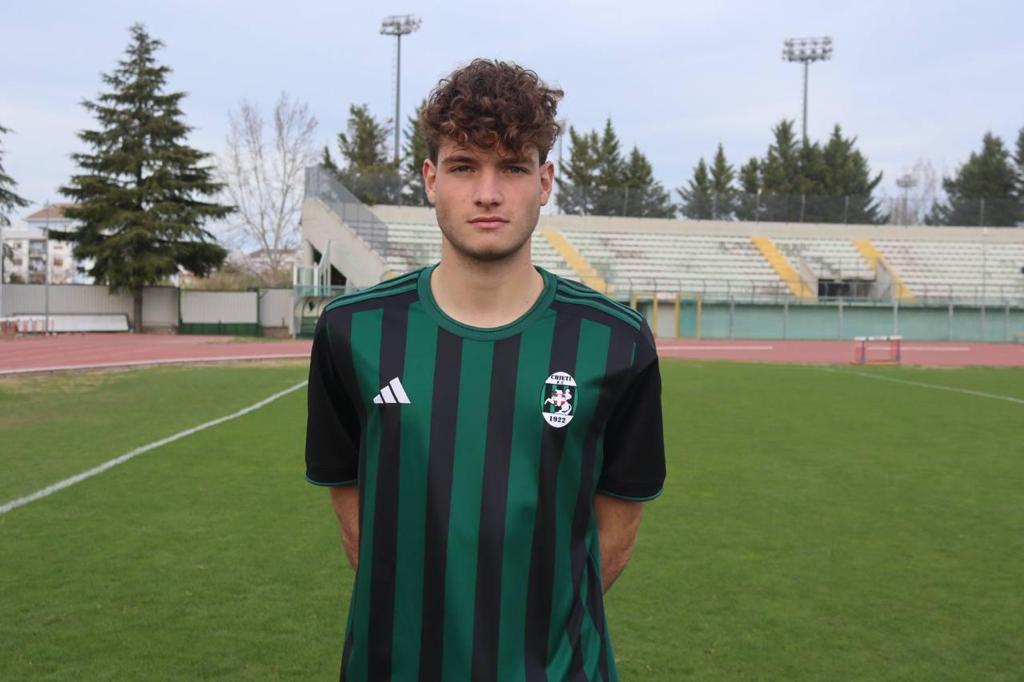 Calcio, serie D. Chieti due innesti in difesa e uno in attacco Rete8